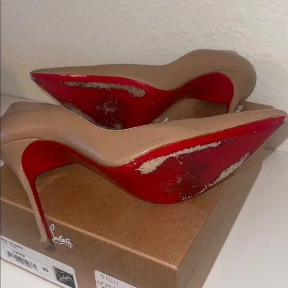 Christian Louboutin Nude Pointed Pumps - Picture 6 of 10